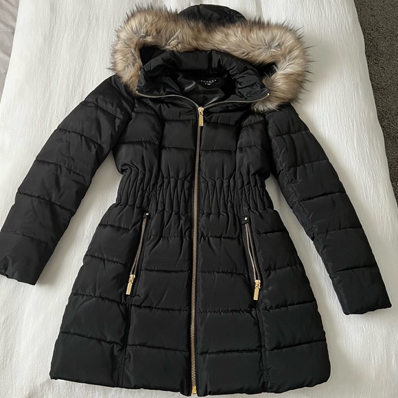 Womans black puffer coat - Picture 1 of 5